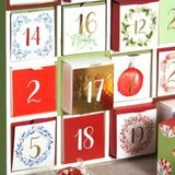 Papierové samolepky ARTEMIO - Christmas Berries - adventné čísla štvorce