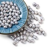 Korálky prírodné sladkovodné perly - oválne nugetky 7-10mm 10ks - sivé