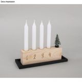 Drevený adventný svietnik so sviečkami