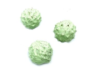 Aranžérske orechy DINO 3ks - pastelovo zelené