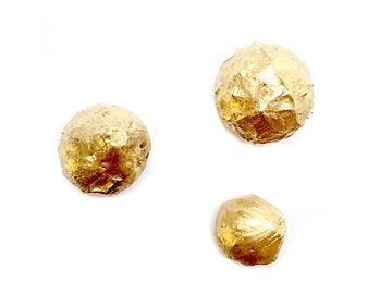 Sušené metalické orechy Dino 3ks - zlaté