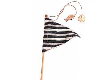 Textilná zapichovacia vlajka na paličke 50cm - pruhovaná